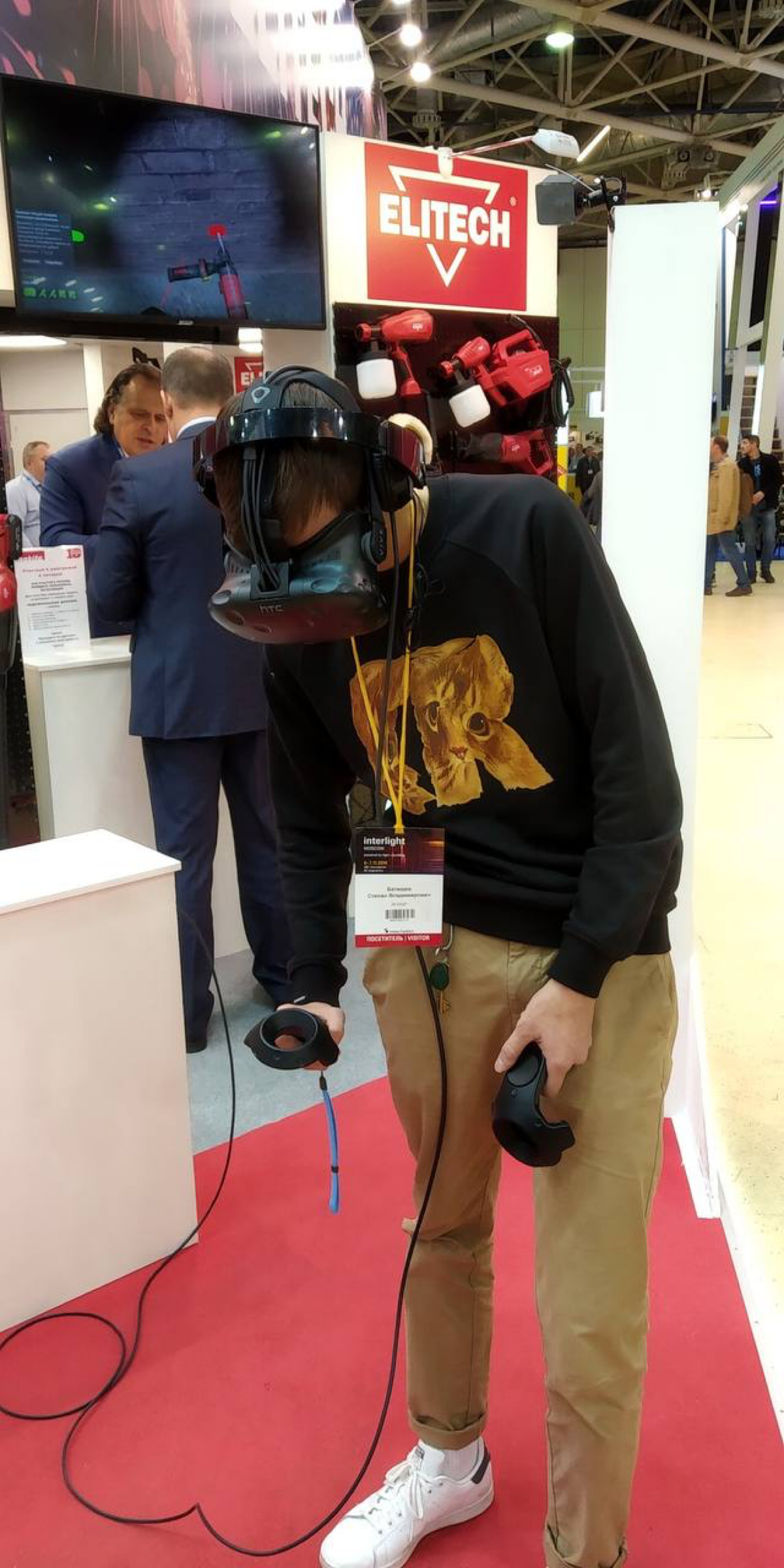 VR оборудование и аттракционы в аренду от LikeVR | Сетка — социальная сеть от hh.ru