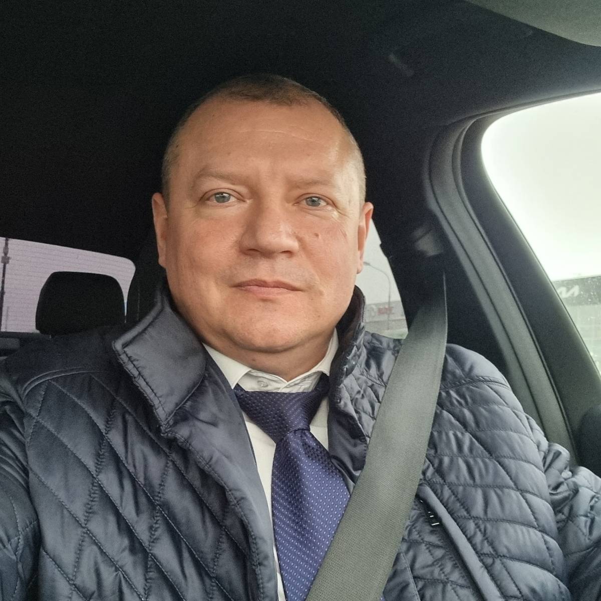 Александр Нарбутовских