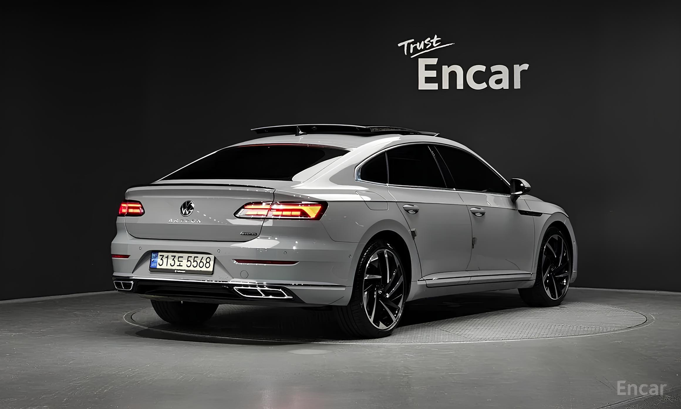 🚘Volkswagen Arteon 2.0 TDI R-Line 4Motion
Лифтбек, который дарит эмоции бизнес-класса, но остаётся удобным для повседневной жизни
✅ 2022 год
✅ Пробег 21750 км
✅ Дизель 2.0 л 200 л.с | Сетка — социальная сеть от hh.ru
