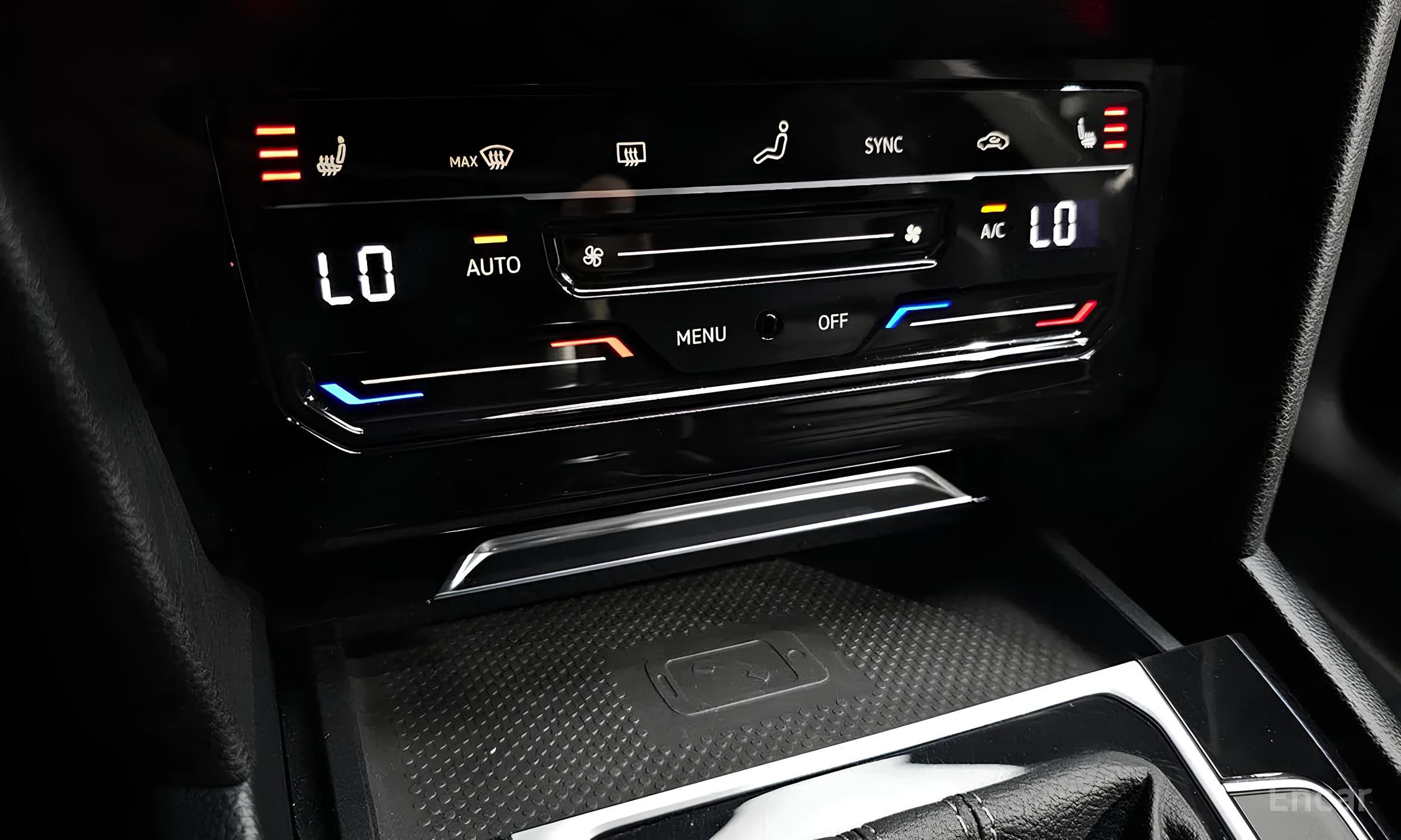 🚘Volkswagen Arteon 2.0 TDI R-Line 4Motion
Лифтбек, который дарит эмоции бизнес-класса, но остаётся удобным для повседневной жизни
✅ 2022 год
✅ Пробег 21750 км
✅ Дизель 2.0 л 200 л.с | Сетка — социальная сеть от hh.ru