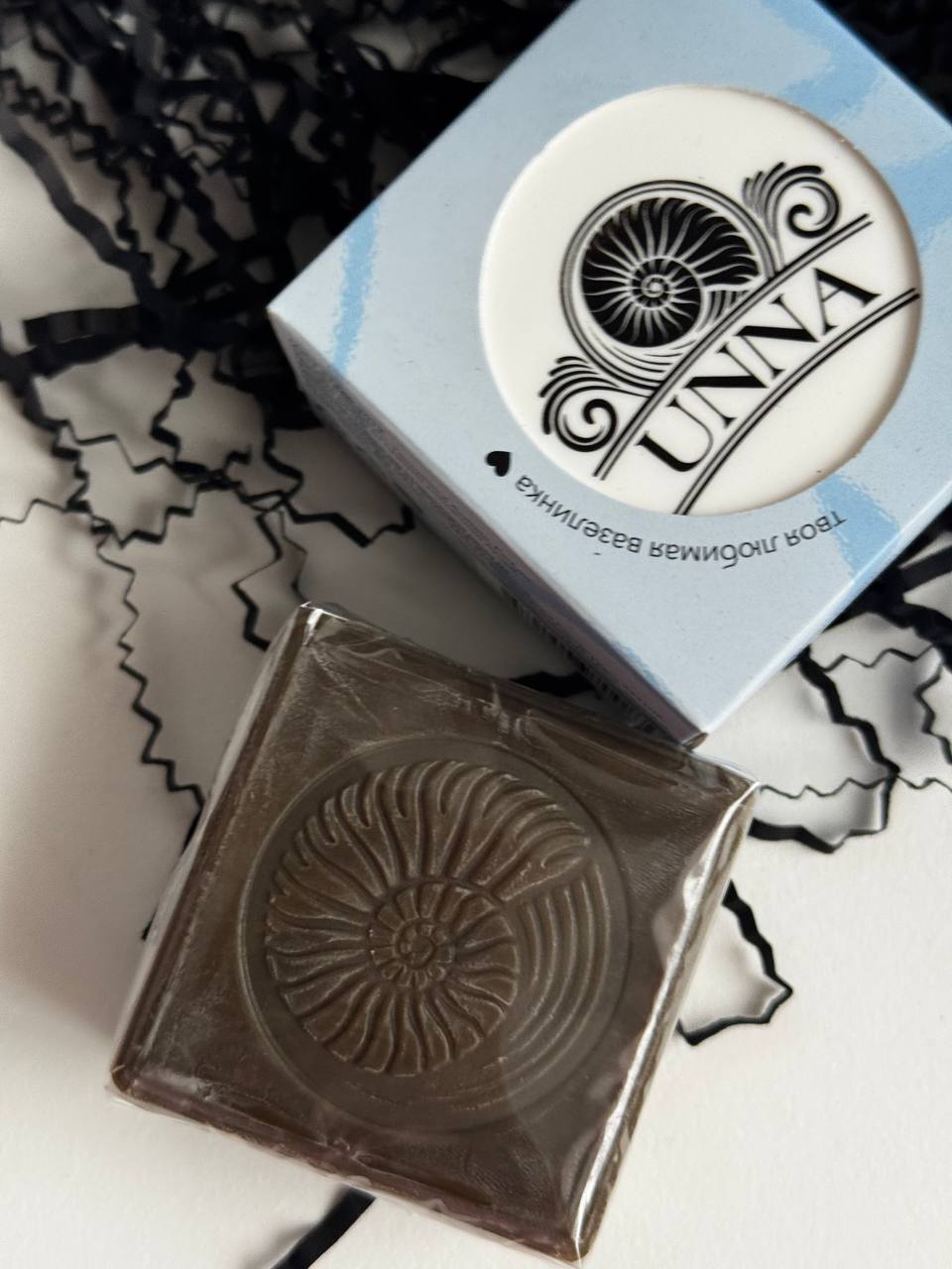 Хочу познакомить вас с новым для вас брендом - UNNA 💚
UNNA - уходовая косметика на основе ихтиола для кожи лица и тела🌿
Ихтиол - это активное вещество природного происхождения | Сетка — социальная сеть от hh.ru