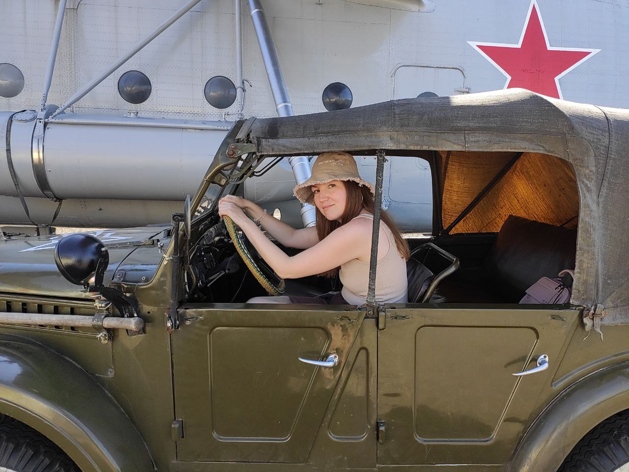 Часто замечаю, как возможности появляются, если изменить свою точку зрения на ход событий
Конечно, есть нерушимые основы (личные ценности) | Сетка — социальная сеть от hh.ru