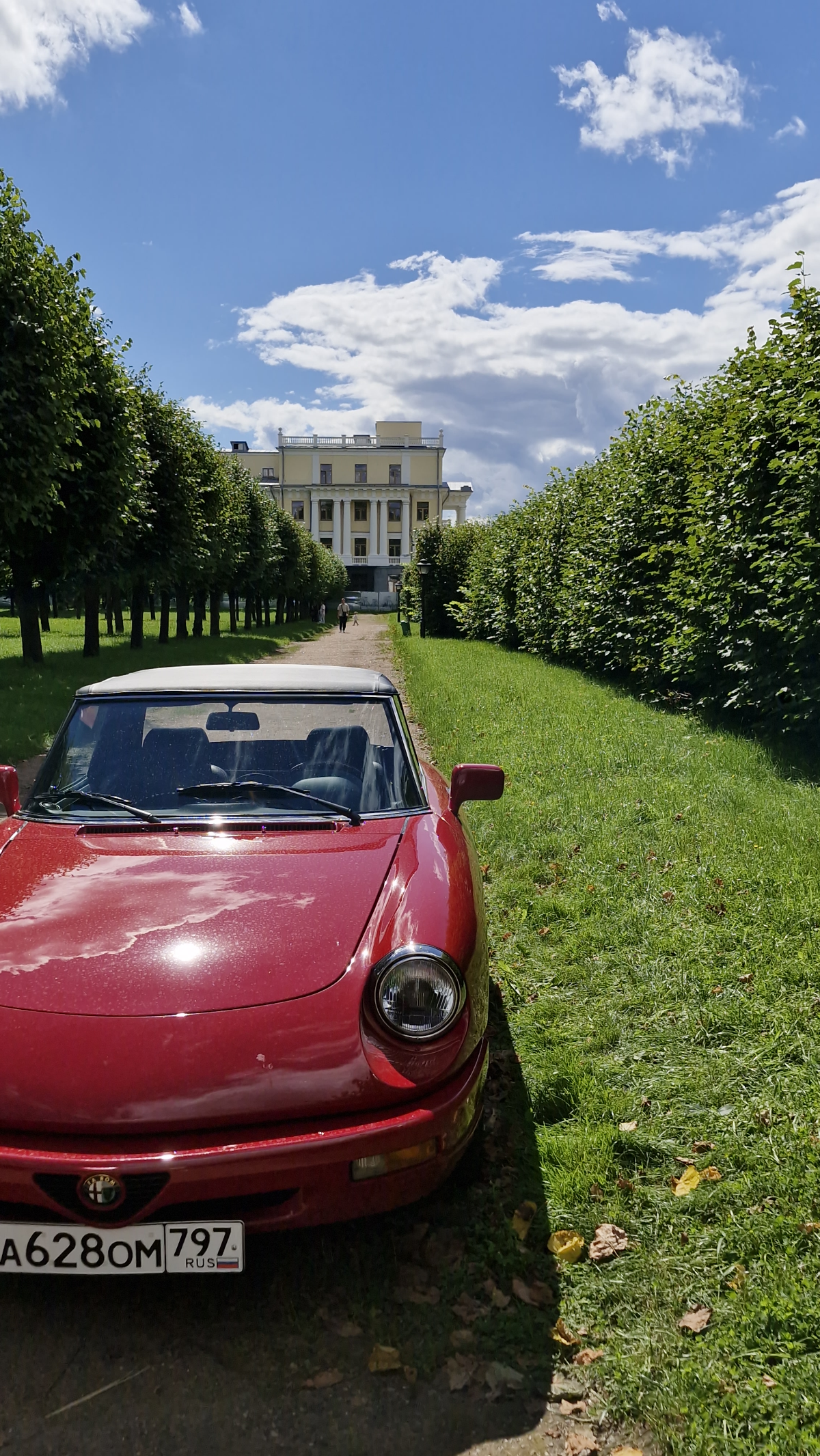 Чаще всего бывает так, что чем круче и компетентнее человек, тем меньше у него "претензий" и разговоров не по существу. Капризы и претензии - это про непрофессионализм | Сетка — социальная сеть от hh.ru