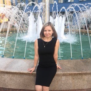 Арина Страчук