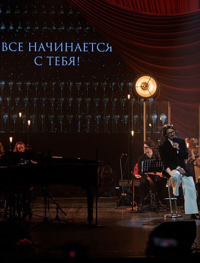 #афиша #пятница #5сентября
📎Афиша мероприятий в Москве
на 5 сентября
Шоу/концерты:
🟢Световое шоу будущего пройдет в Москино
📍Кинозавод «Москино»
🟢FEDUK выступит с хором в рамках благотворительного веч... | Сетка — социальная сеть от hh.ru