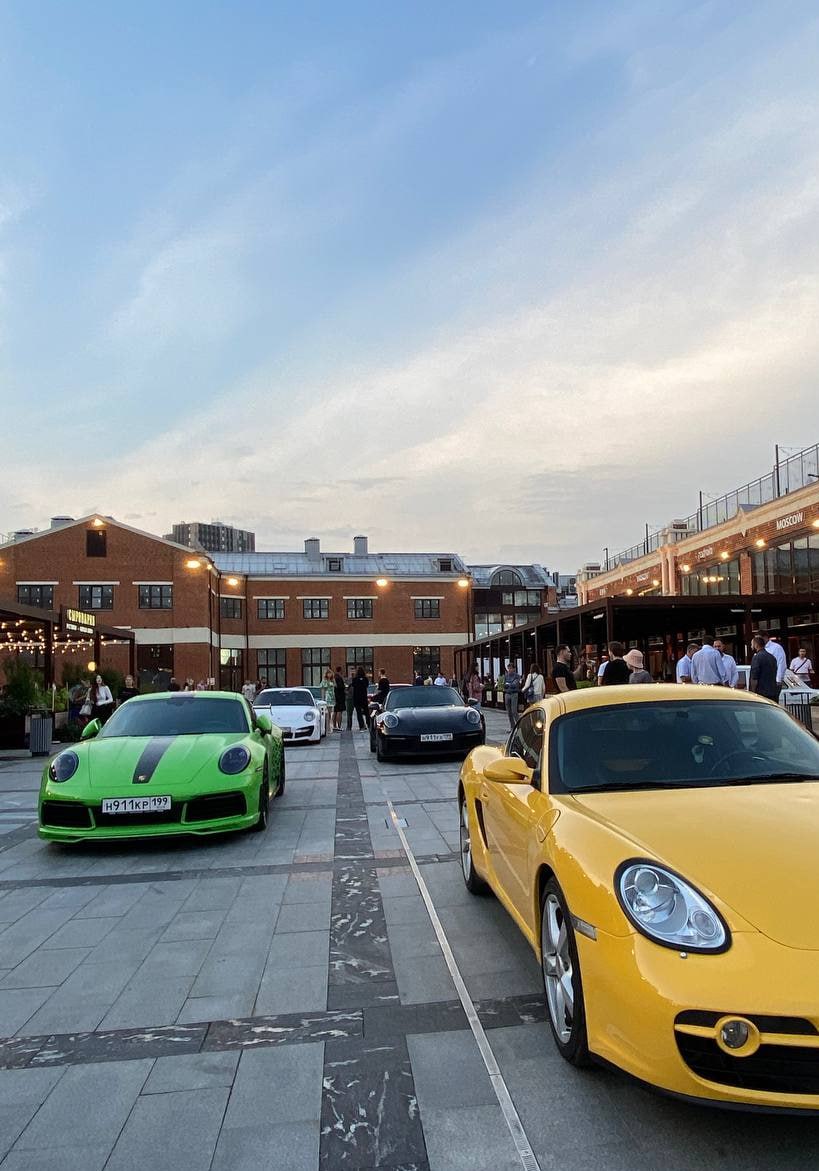 🏎 «Porsche Ride» в Arkhangelskoye Outlet
7 сентября 12:00-16:00
В программе:
⭕️Автомобили Porsche
⭕️Бесплатный бар
⭕️Фото моментальной печати
⭕️Угощения прямо с гриля и многое другое
▫️Вход свободный
... | Сетка — социальная сеть от hh.ru