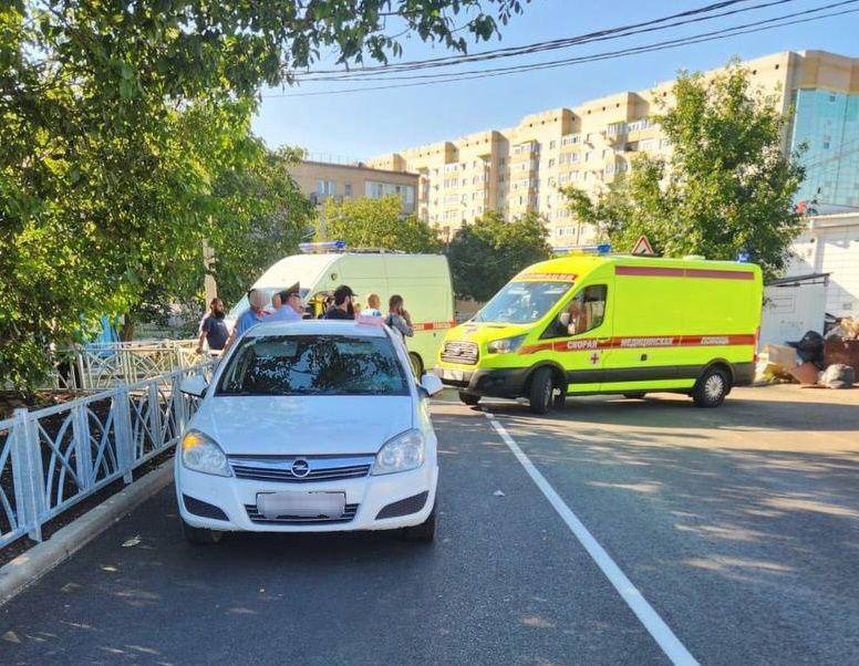 Подробности ДТП в Михайловске
Вечером 5 сентября под колёса Opel Astra попали девочки 10 и 11 лет.
По данным ГИБДД, они перебегали дорогу вне «зебры», но в зоне видимости водителя | Сетка — социальная сеть от hh.ru