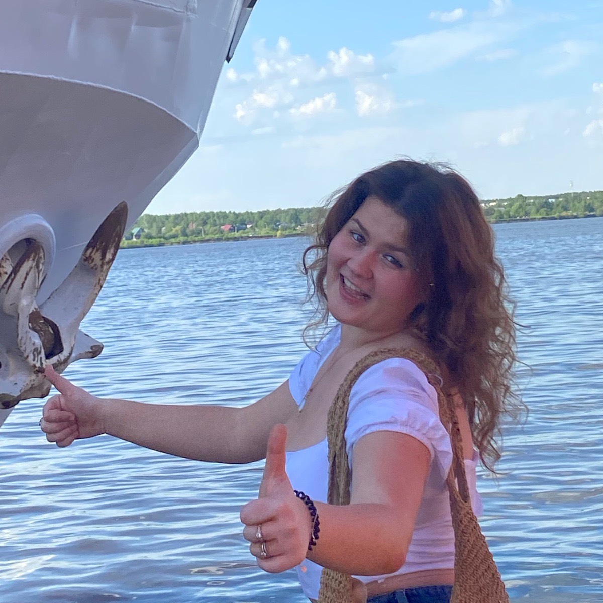 Алиса Попова