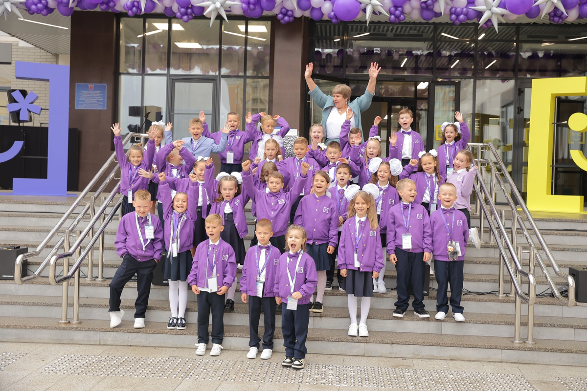 В Санкт-Петербурге открылся первый государственный ИТ-лицей | Сетка — социальная сеть от hh.ru