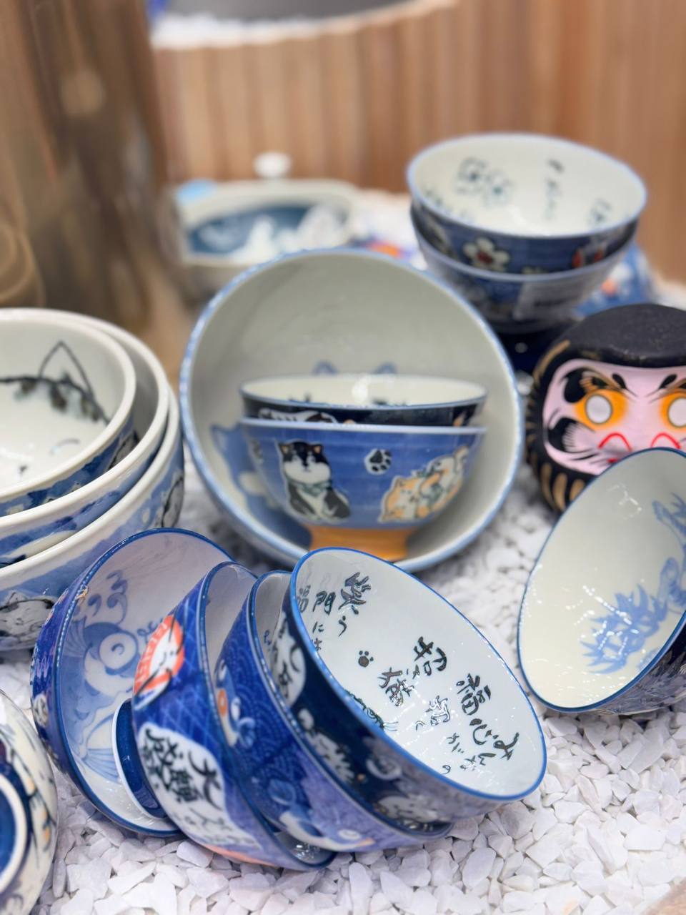 В коллекции Tokyo Design — новые коты!😺
Для рамэна, риса, салатов… и для хорошего настроения.
roomers.ru
roomerspro.com | Сетка — социальная сеть от hh.ru