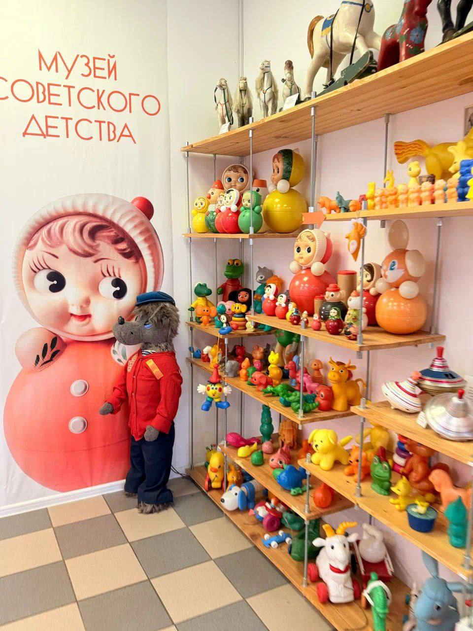 🪆Музей Советского детства в Сергиевом Посаде
Ежедневно 10:00-19:00
В экспозиции представлена огромная коллекция игрушек, настольных игр и других артефактов, которые были мечтой каждого ребенка в СССР
... | Сетка — социальная сеть от hh.ru