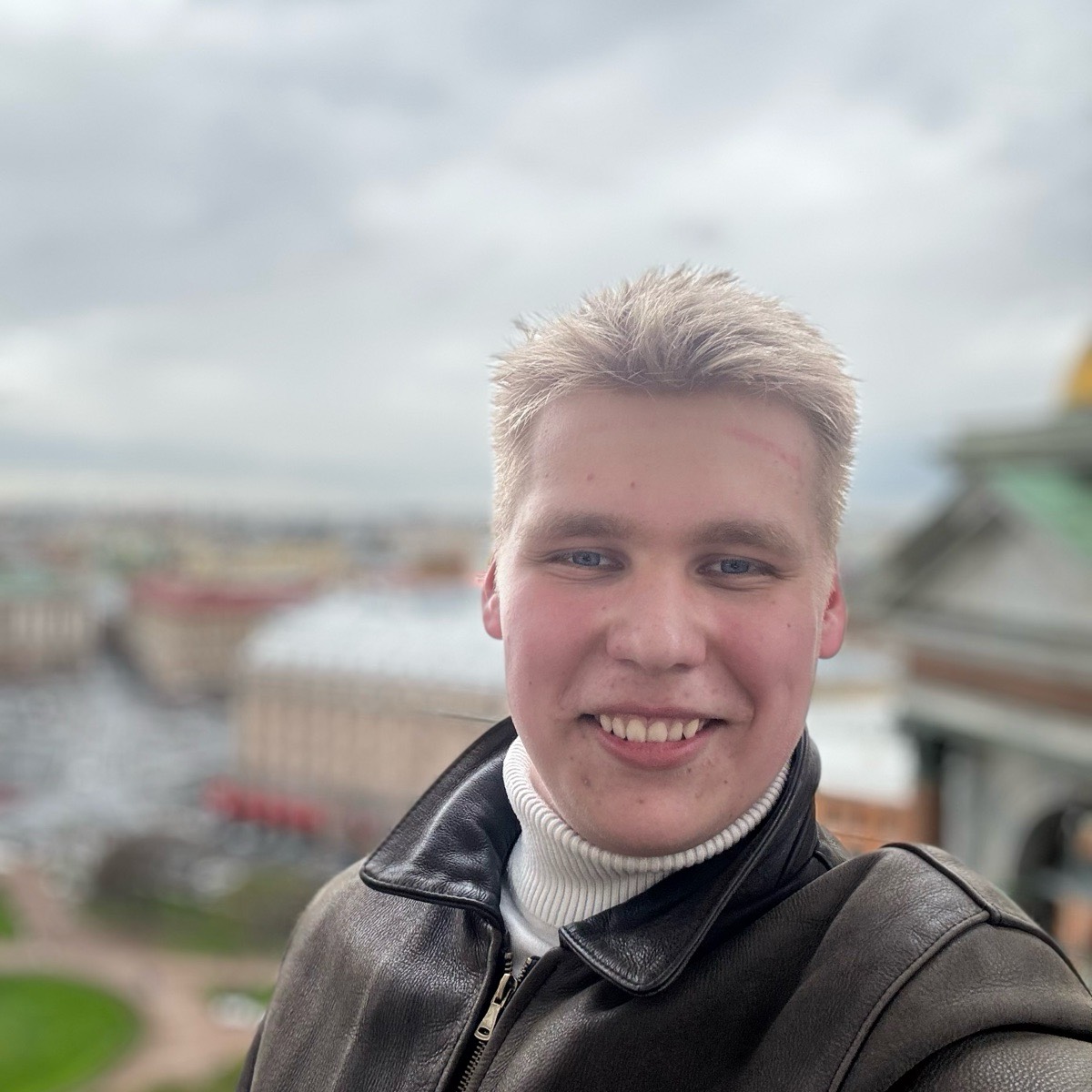 Александр Столяров
