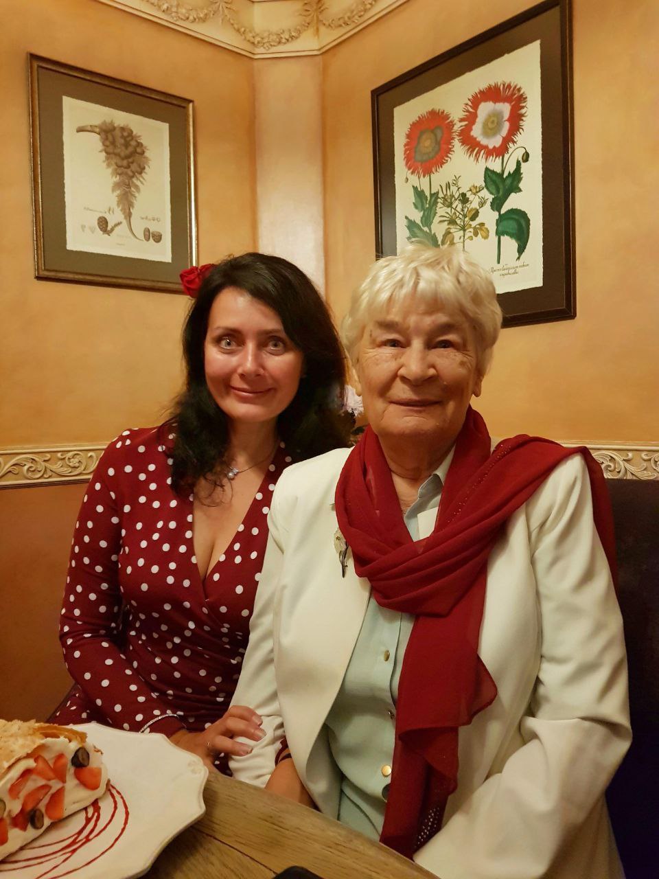 Моей подруге сегодня 94!
🎉🎉🎉🎉🎉
Сегодня отметили день рождения моей подруги | Сетка — социальная сеть от hh.ru