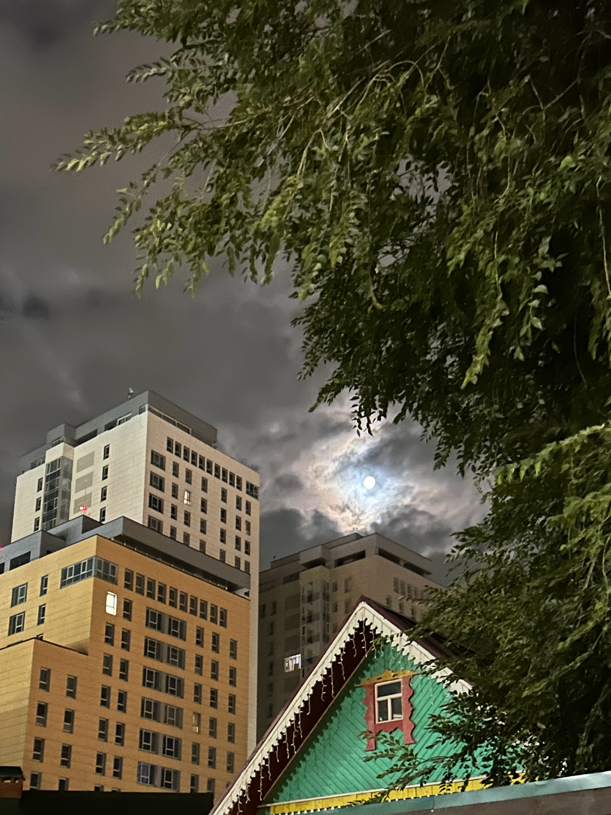 Казань Ночью ♥️ Пока тепло 🌠
Про Регину Рода 😱
Про сценарий закольцовки 👹
Про постоянные препятствия на ходу 💀
рассказываю здесь ⤵️(ВК группа видео в комментариях)
Разобрать свой личный запрос пиши : ... | Сетка — социальная сеть от hh.ru