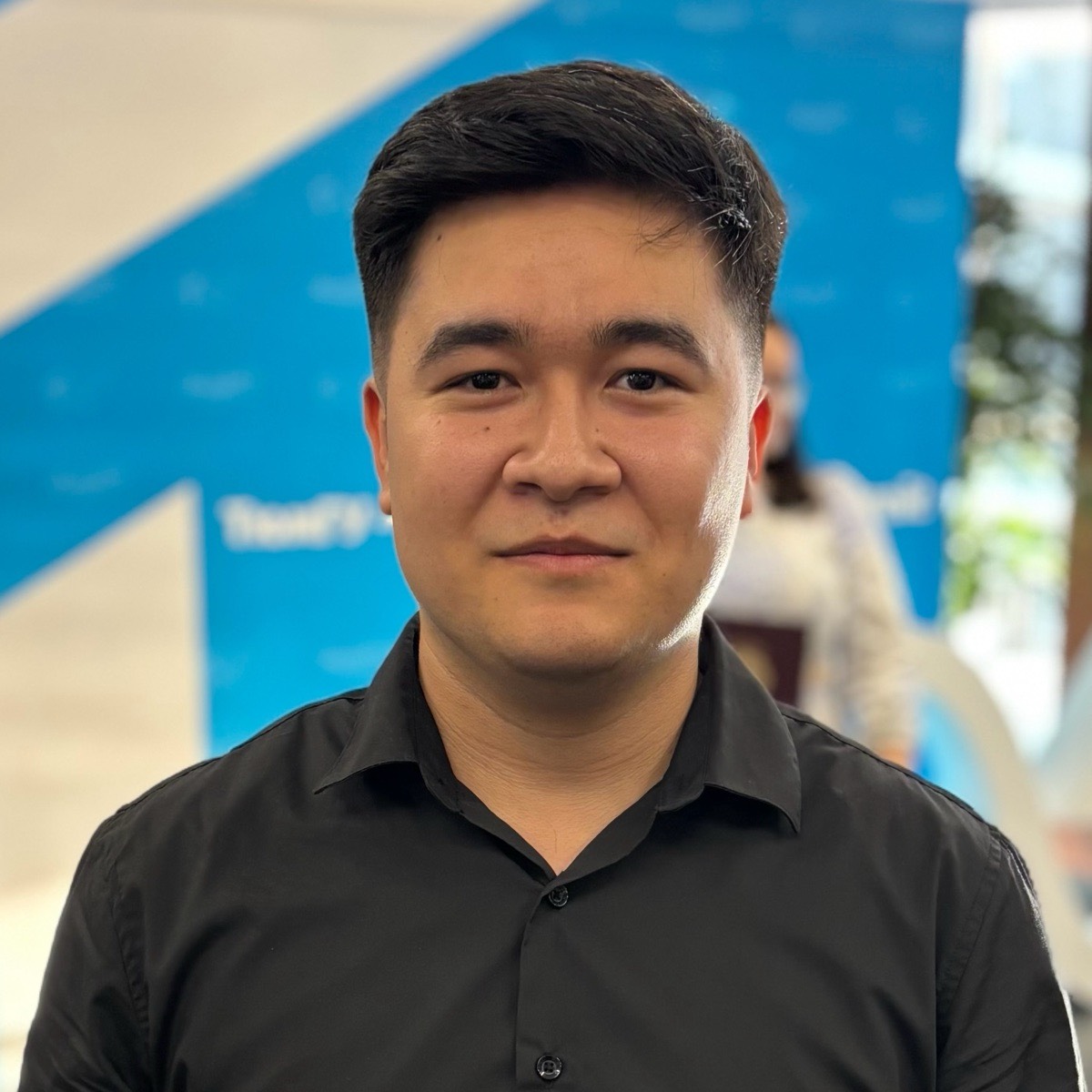 Довуд Исмаилов | Сетка — социальная сеть от hh.ru