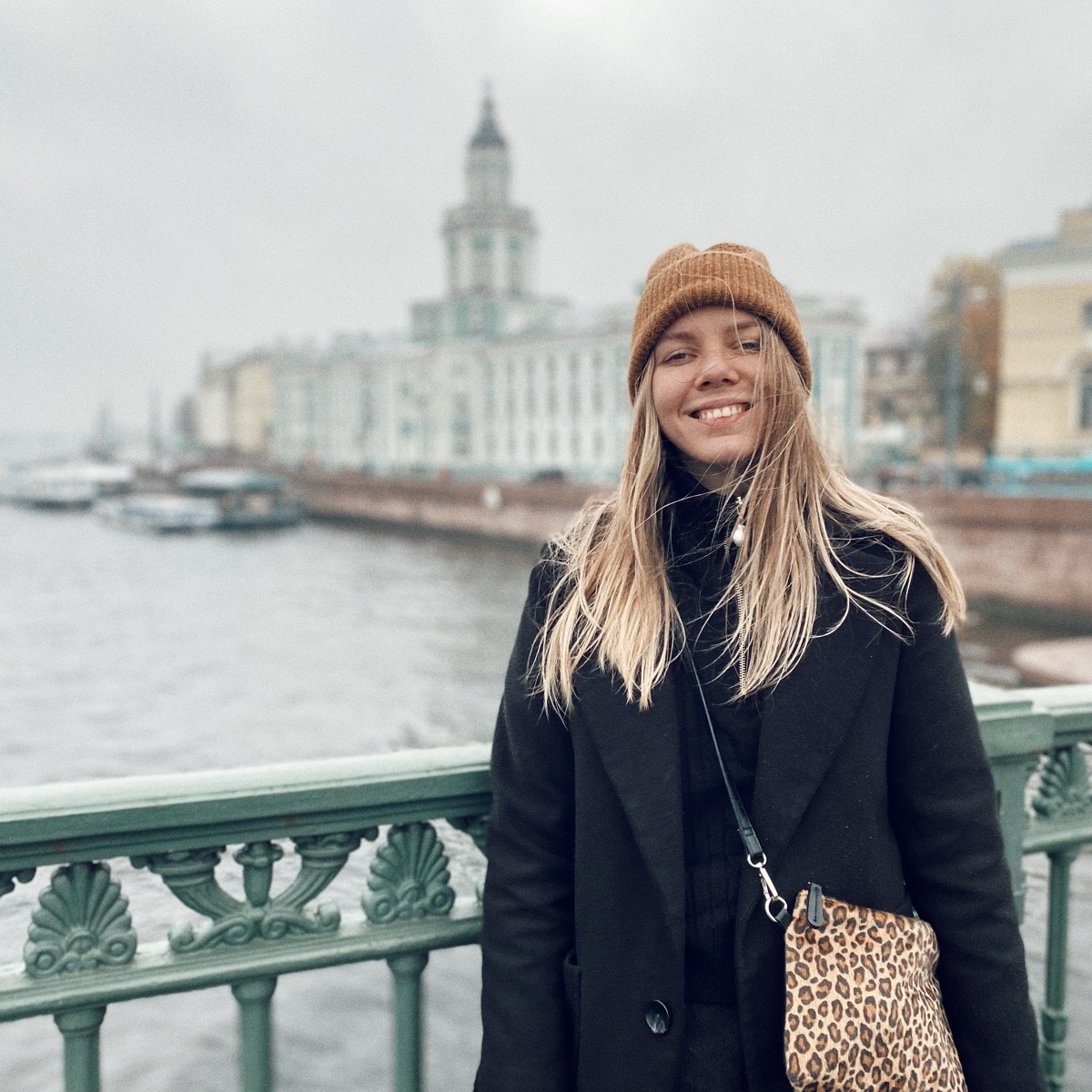 Анна Азеева