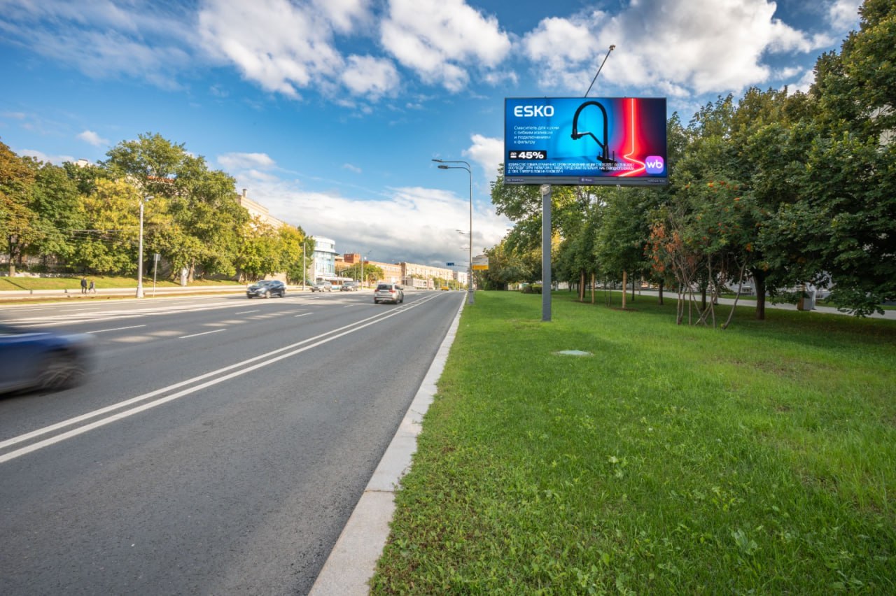 🚦 По всей стране начали появляться обновлённые баннеры ESKO на Wildberries.
Мы освежили стиль, добавили динамики и яркости.
Уже встречали их в своём городе? 👀
Фото от партнеров из Москвы. | Сетка — социальная сеть от hh.ru
