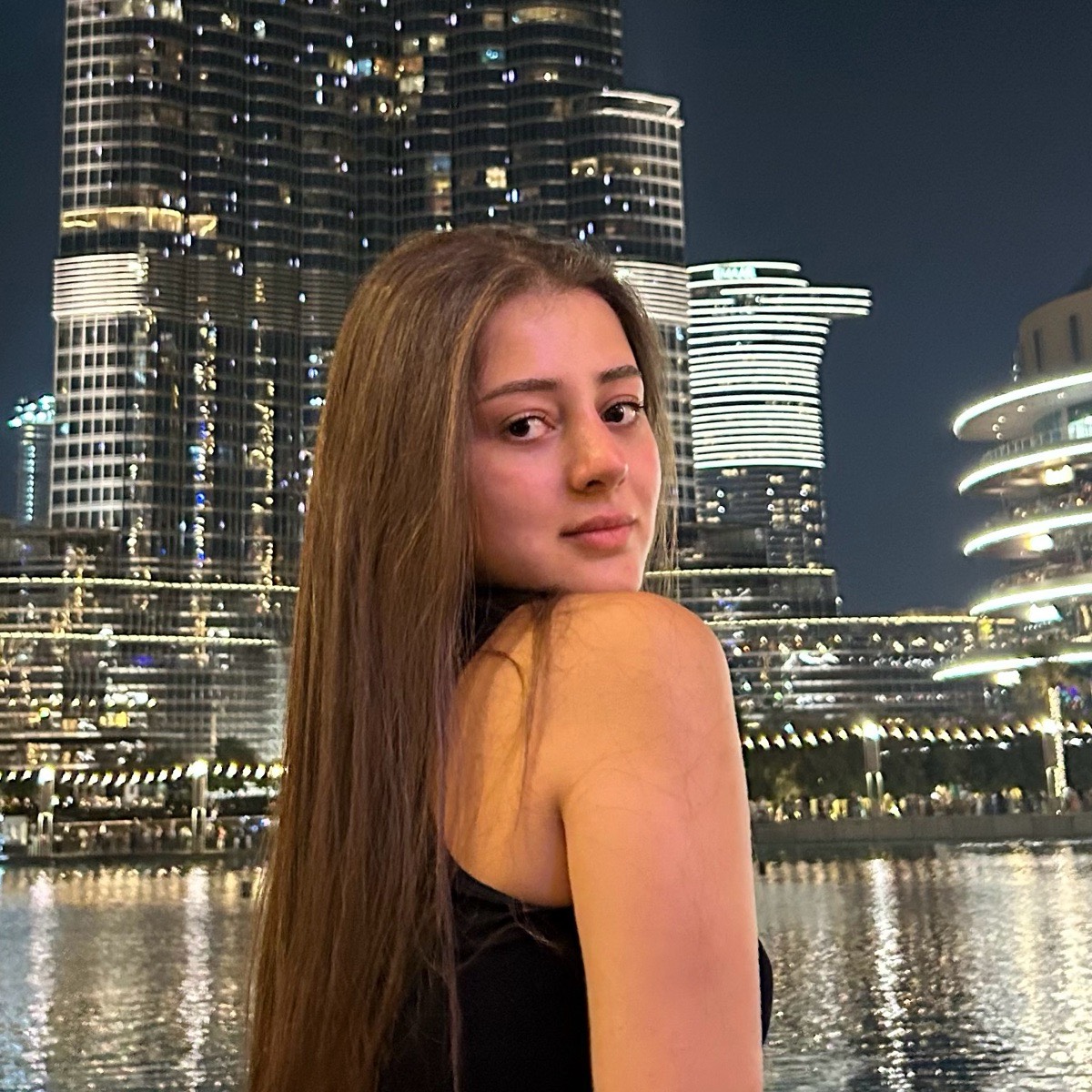 Карина Умарова | Сетка — социальная сеть от hh.ru