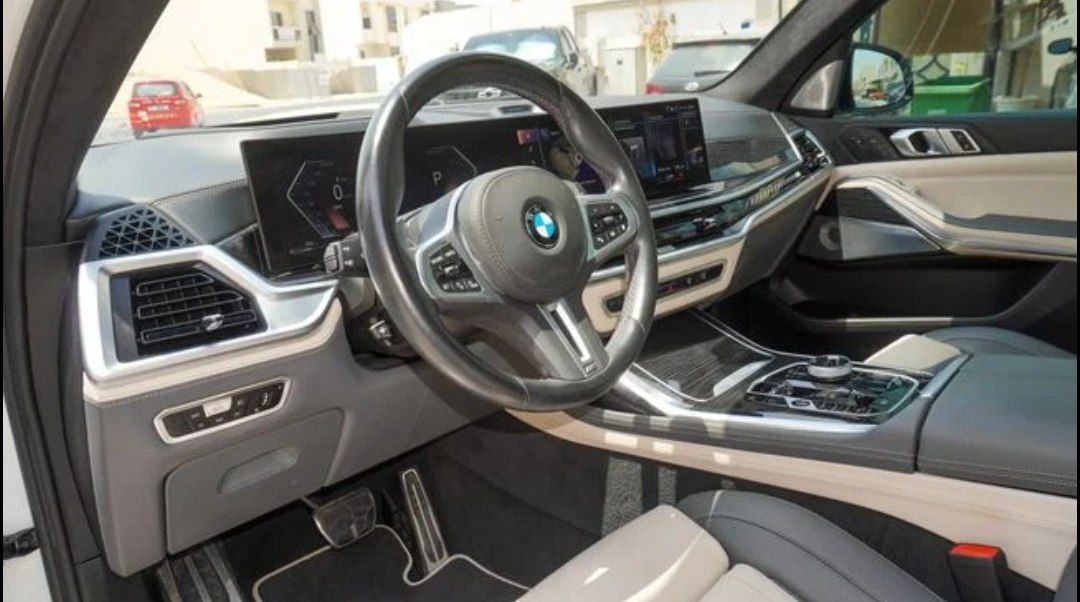 ❤️ Король премиум полноразмерных кроссоверов — BMW X7
Пробег —  10 км
Год выпуска — 2024
Двигатель — бензин 4.4 л, 530 л | Сетка — социальная сеть от hh.ru