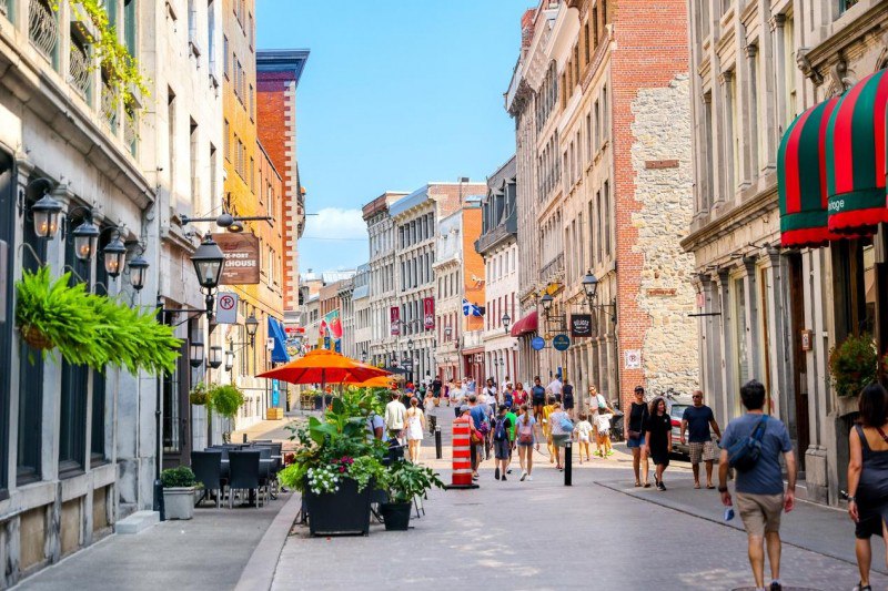 Montreal In 48 Hours-Weekend Escape
Old Montreal in the summer
Montreal, in the Canadian province of Quebec, is a brilliant city for a weekend break at any time of the year but the summer is really a ... | Сетка — социальная сеть от hh.ru