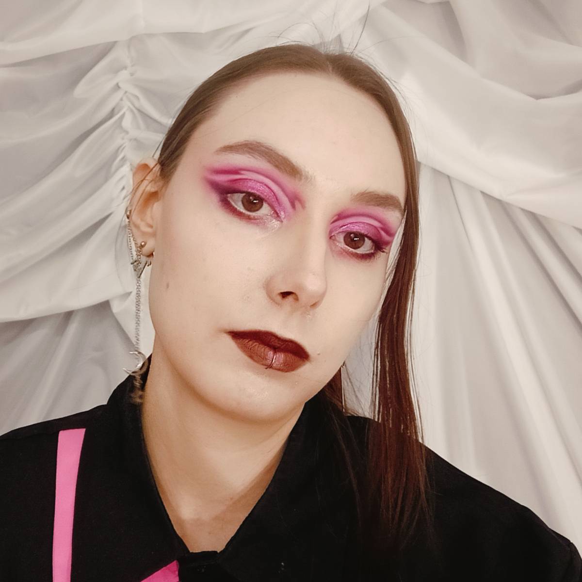 Арина Хара