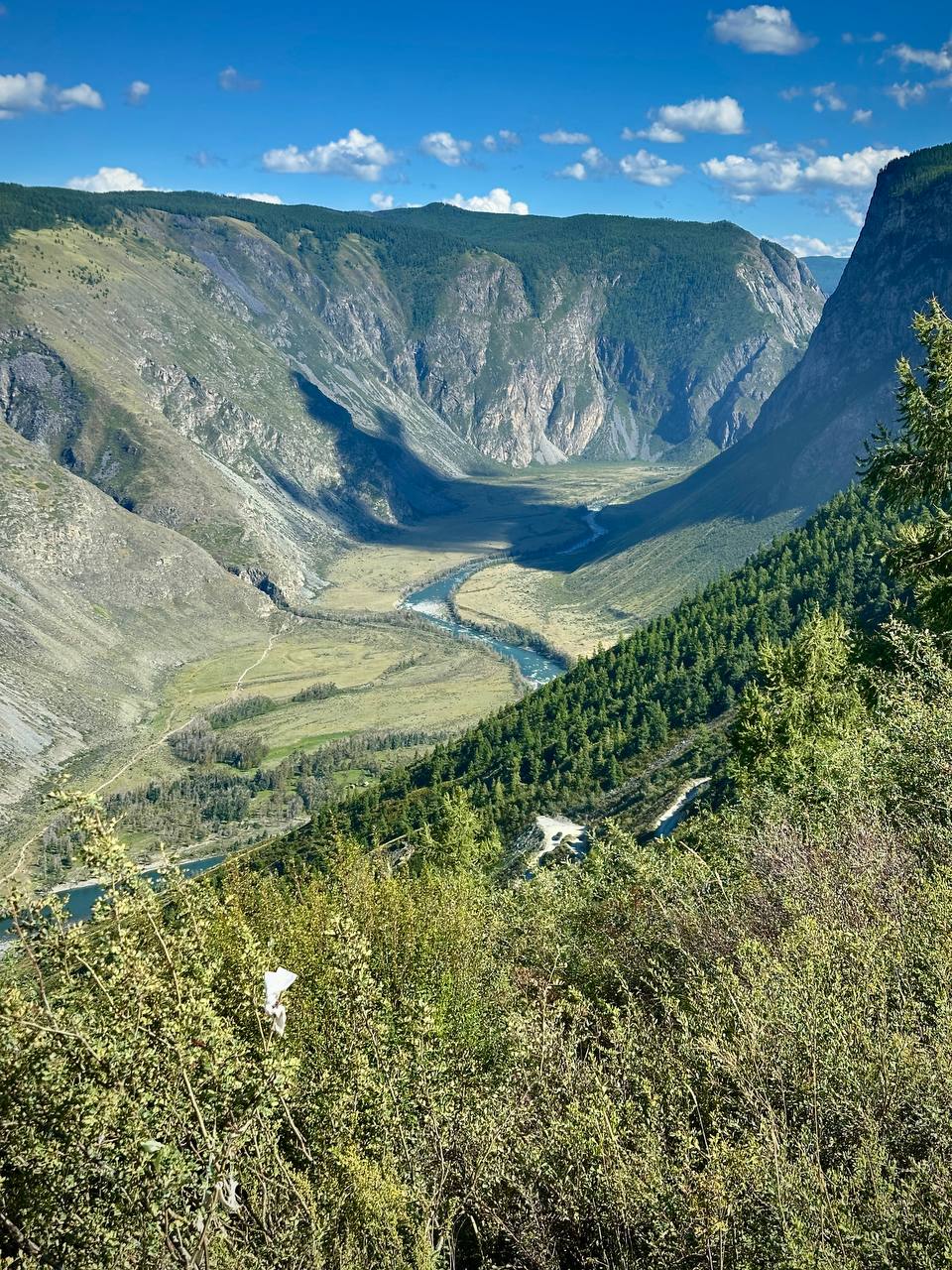 Внутреннее путешествие
Каждое путешествие для меня — внутреннее.
А Горный Алтай, в который очень давно хотел съездить с братом и вот, — особенно | Сетка — социальная сеть от hh.ru