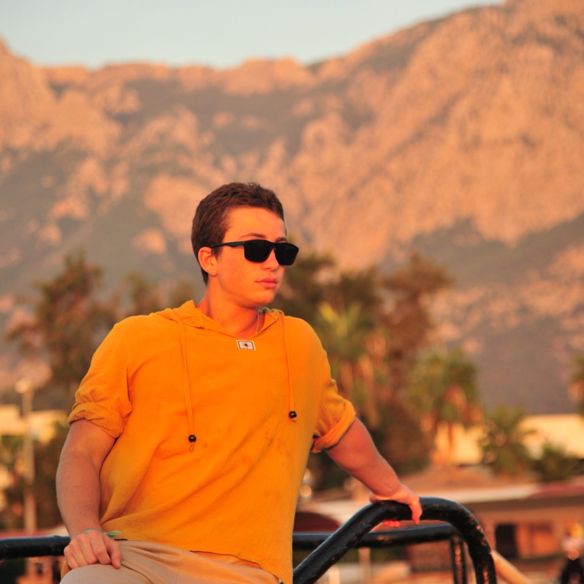 Askar Idrisov | Сетка — социальная сеть от hh.ru