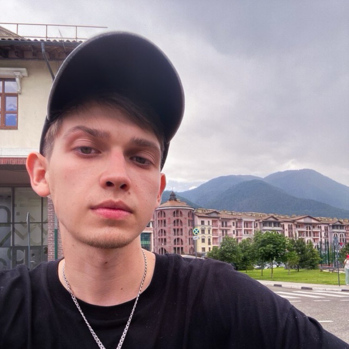 Антон Елагин