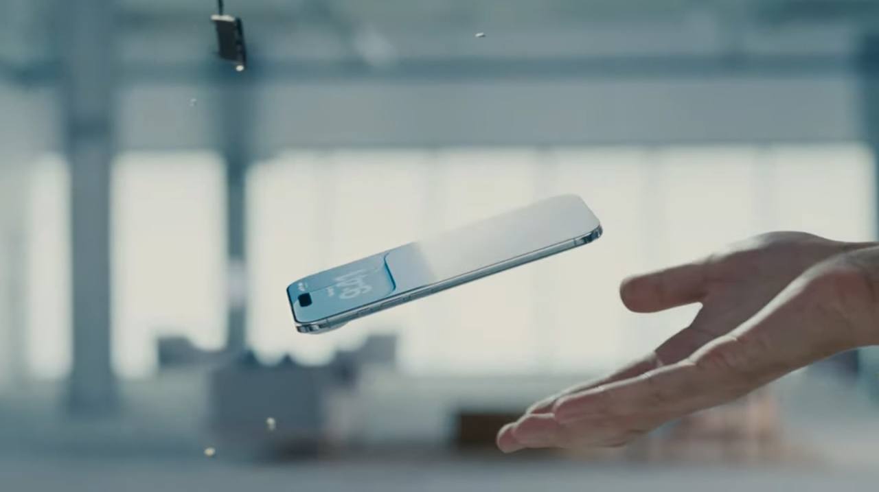 Я в полнейшем восторге от iPhone Air!
Вот это действительно неожиданный дизайн.
Во время презентации думала, что пора готовить почку, но цена порадовала, кстати 👍🏼
P.S | Сетка — социальная сеть от hh.ru
