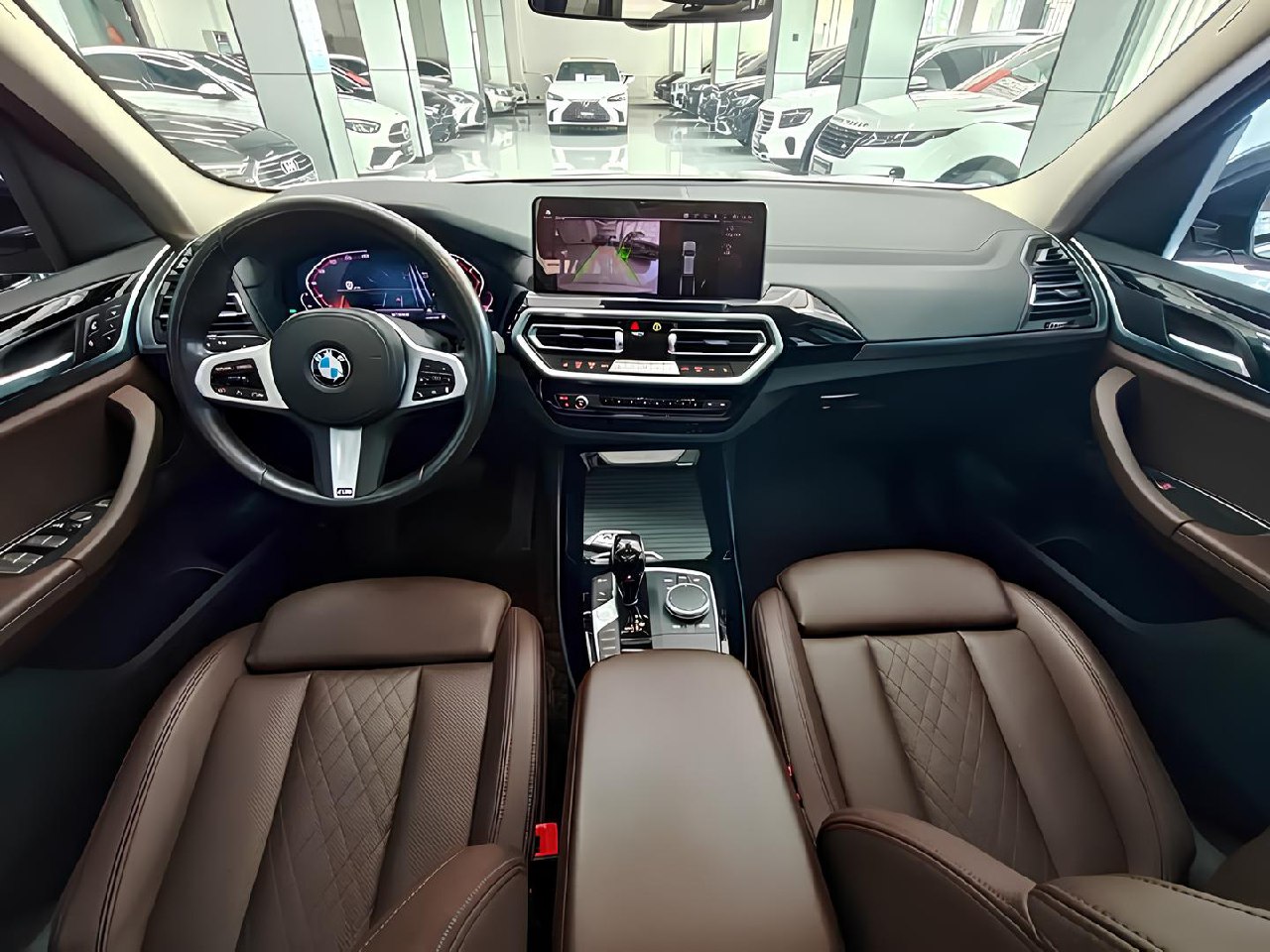 🚘BMW X3 25i xDrive M Sports
✅ Декабрь 2021 г.
✅ 61785 км пробега
✅ Бензин 2.0 л, 184 л.с | Сетка — социальная сеть от hh.ru