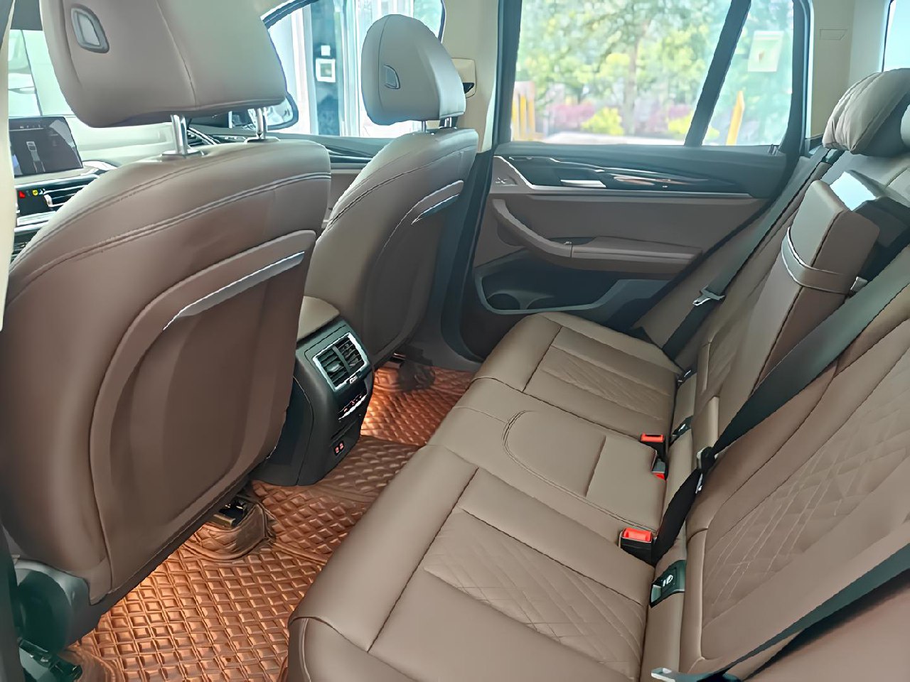 🚘BMW X3 25i xDrive M Sports
✅ Декабрь 2021 г.
✅ 61785 км пробега
✅ Бензин 2.0 л, 184 л.с | Сетка — социальная сеть от hh.ru
