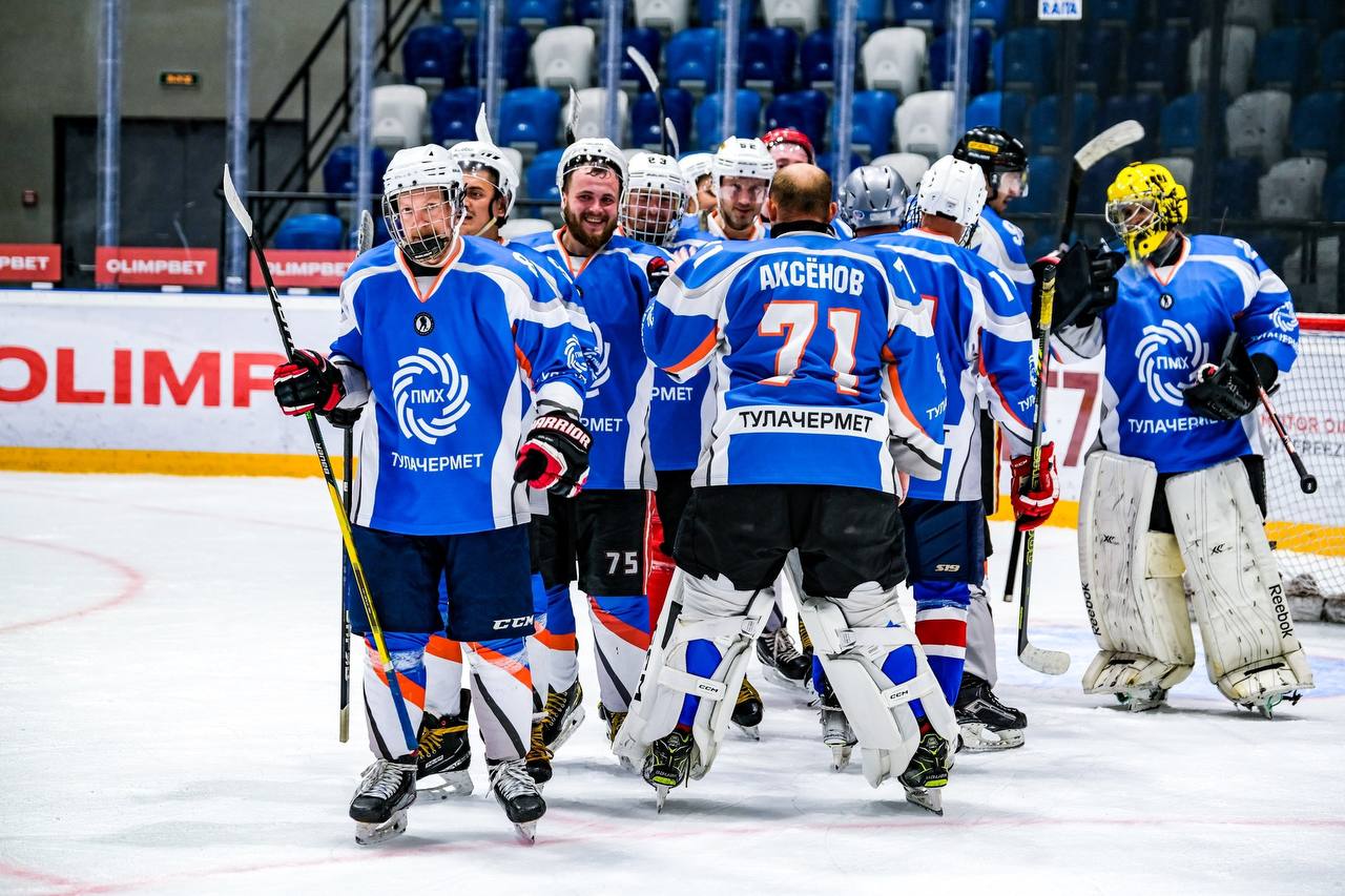 Мы снова первые🏆🏒🥅
Хоккейная команда «Тулачермет» завоевала Кубок Тульской области по хоккею среди любительских команд.
В финальном матче наши коллеги одержали победу над командой «Тульский Токарев» | Сетка — социальная сеть от hh.ru