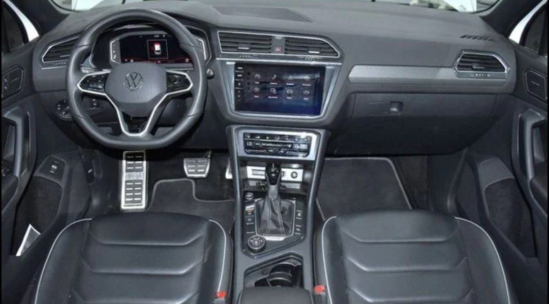 ❤️ Немецкая альтернатива RAV-4 — Volkswagen Tiguan
Пробег —  10 км
Год выпуска — 2024
Двигатель — бензин 2.0 л, 180 л | Сетка — социальная сеть от hh.ru