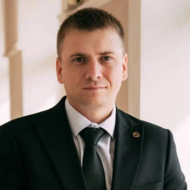 Иван Дмитриев | Сетка — социальная сеть от hh.ru