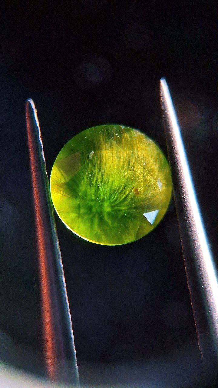 ‼️ШОК: драгоценные камни можно найти по более выгодным ценам, чем рыночные. 💎
Это возможно, если покупать из первых рук | Сетка — социальная сеть от hh.ru