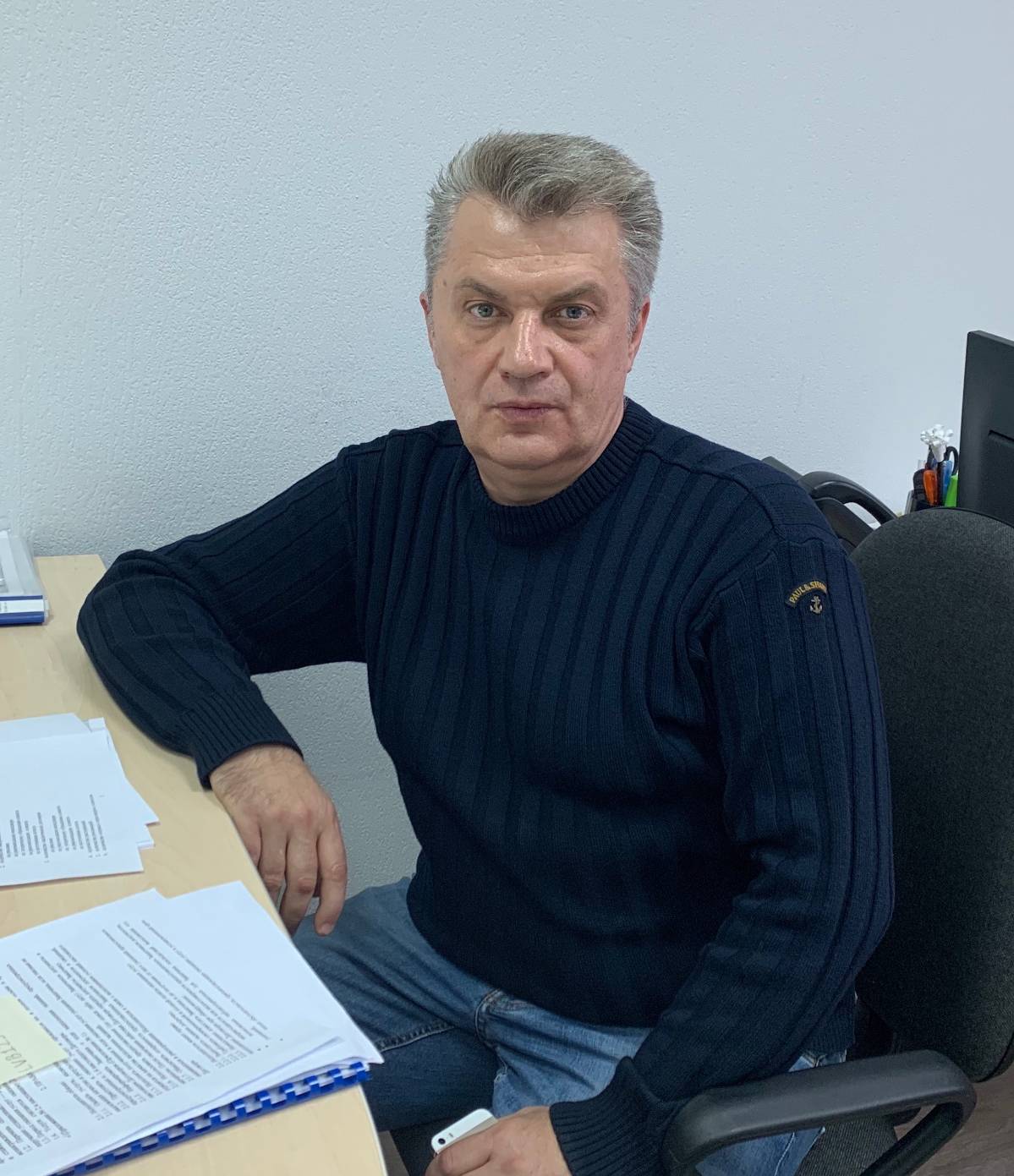 Владимир Леонов