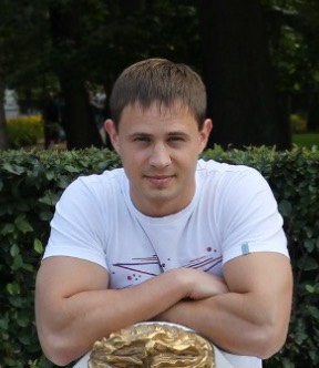 Роман Степанов