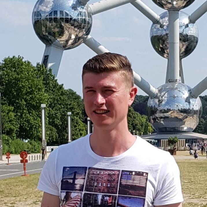 Денис Попович
