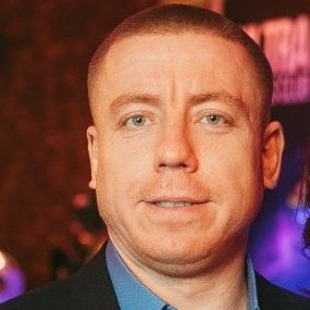 Илья Адамов