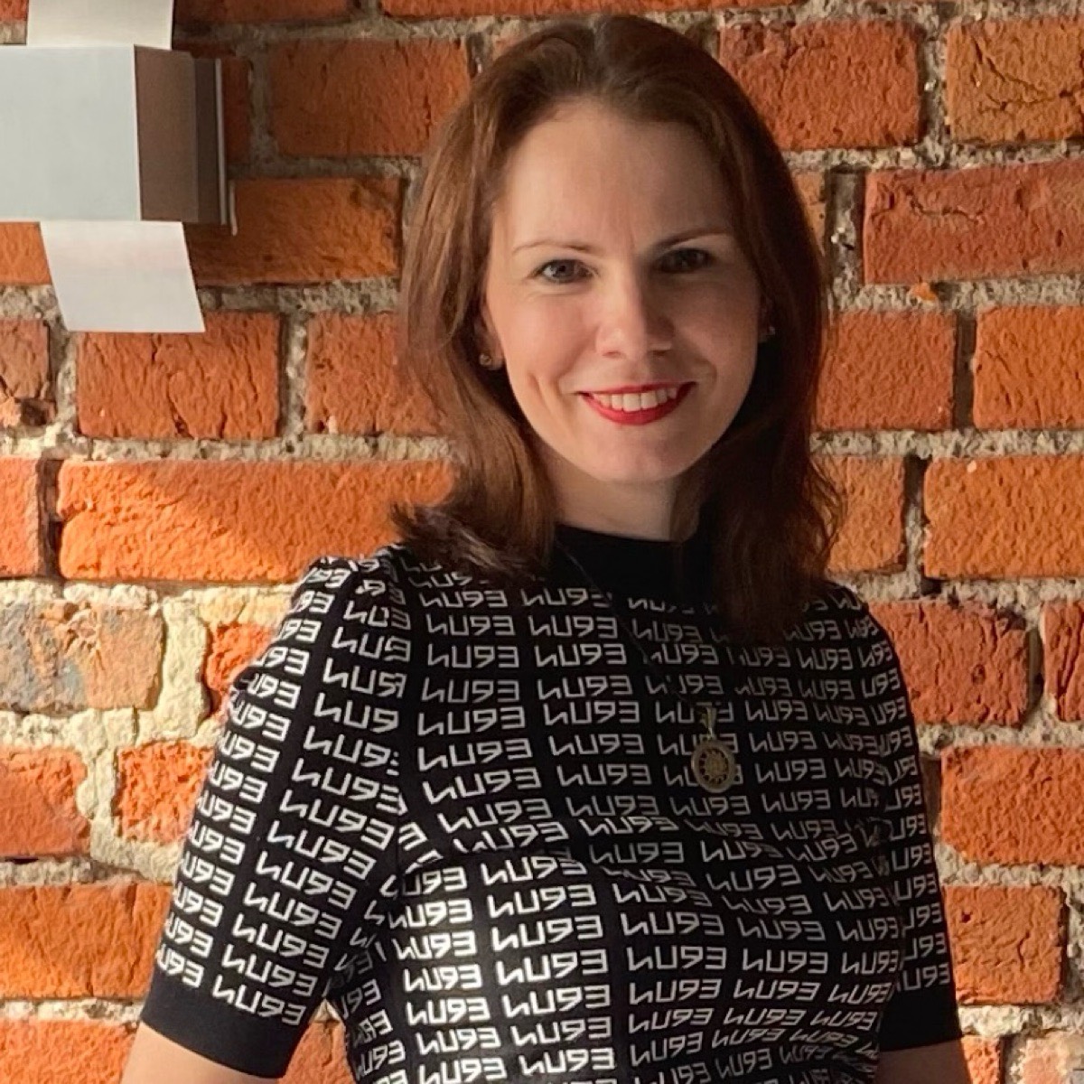 Юлия Рыжова | Сетка — социальная сеть от hh.ru