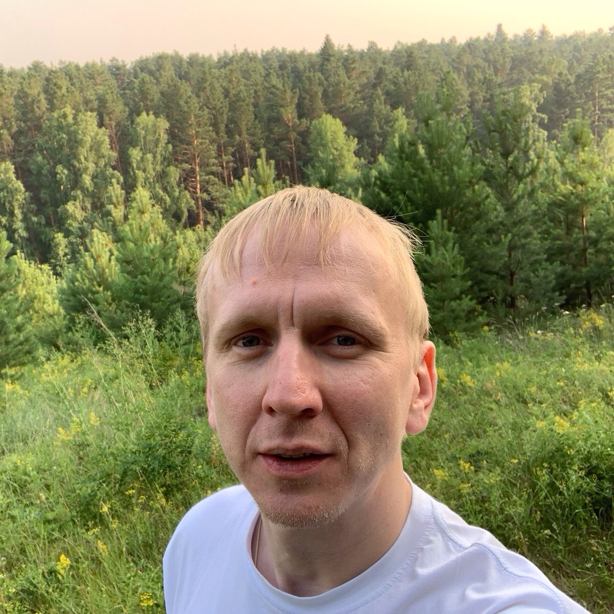 Денис Трапезников