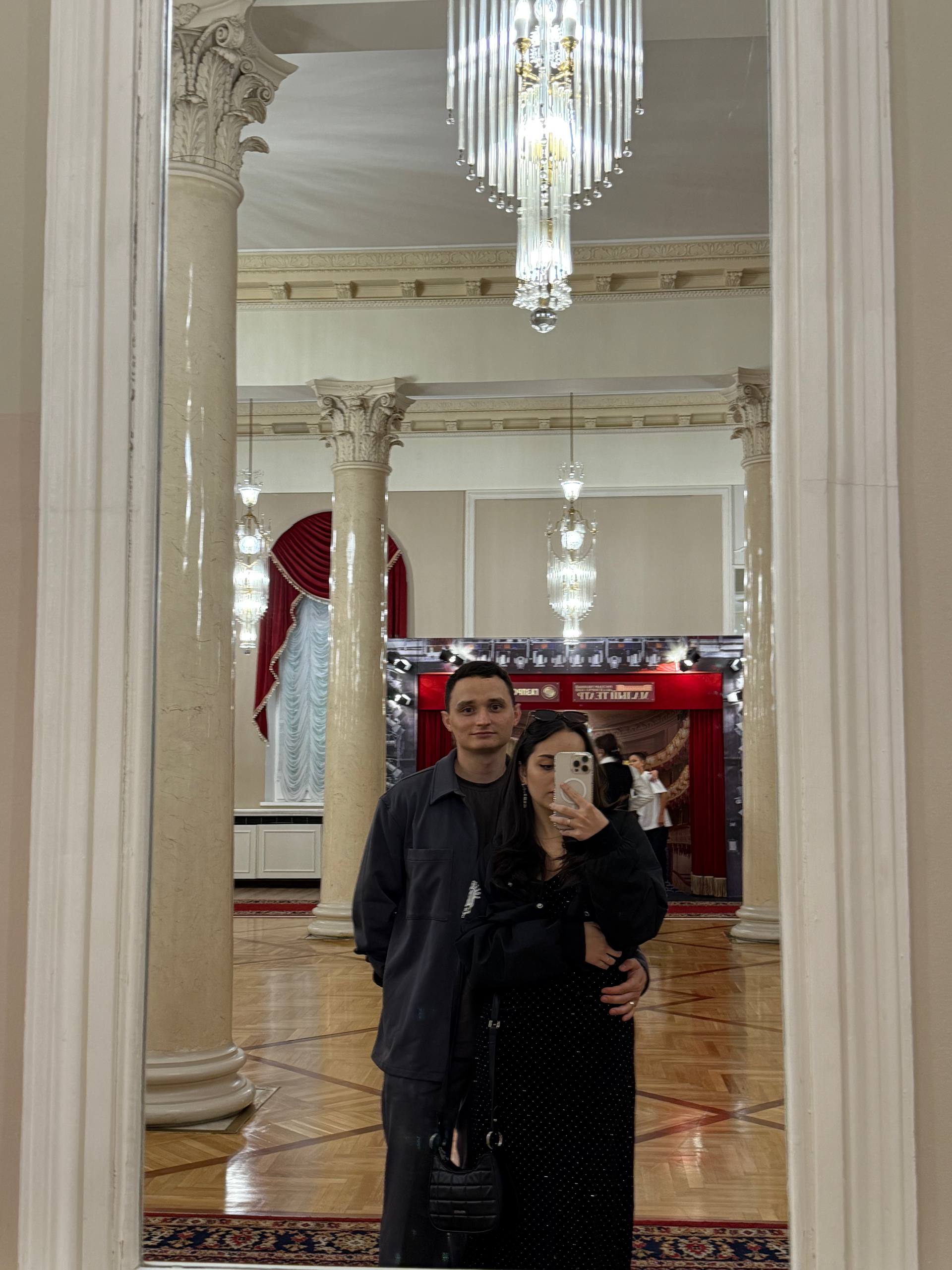 Хороший вечер с хорошими людьми) мужем 😅
Мы сейчас приняли решение больше проводить время вместе. И не просто посмотреть сериал, а качественно поболтать, возможно посетить мастер класс, театр | Сетка — социальная сеть от hh.ru