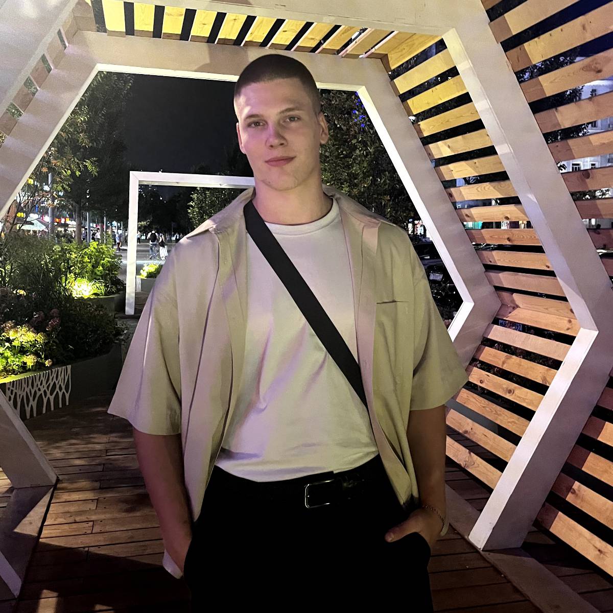 Вячеслав Елин