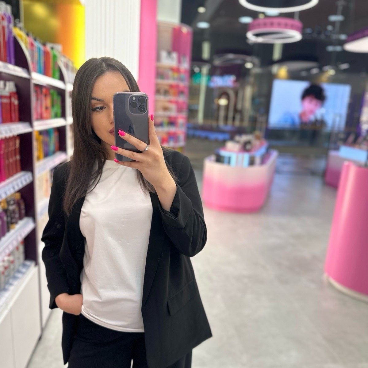 Ангелина Николаева