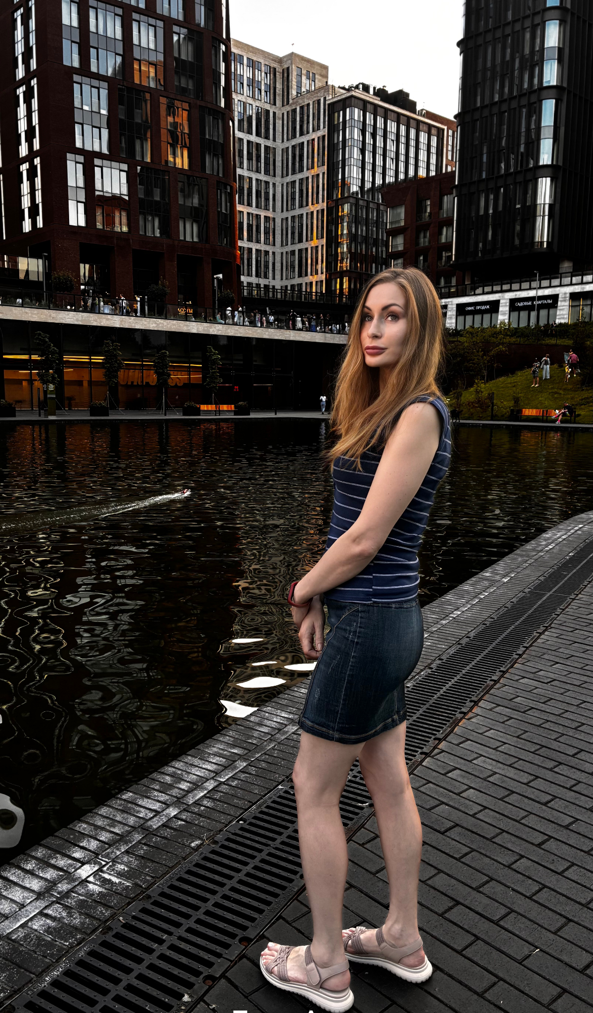 🎉 Сегодня день, когда можно оглянуться и честно сказать: «Ну и история у меня получилась!» 🎂
За эти годы было многое: смех 😄 и слёзы 😢, маленькие победы 🏆 и большие уроки 📚, сумасшедшие идеи 💡 и неожи... | Сетка — социальная сеть от hh.ru