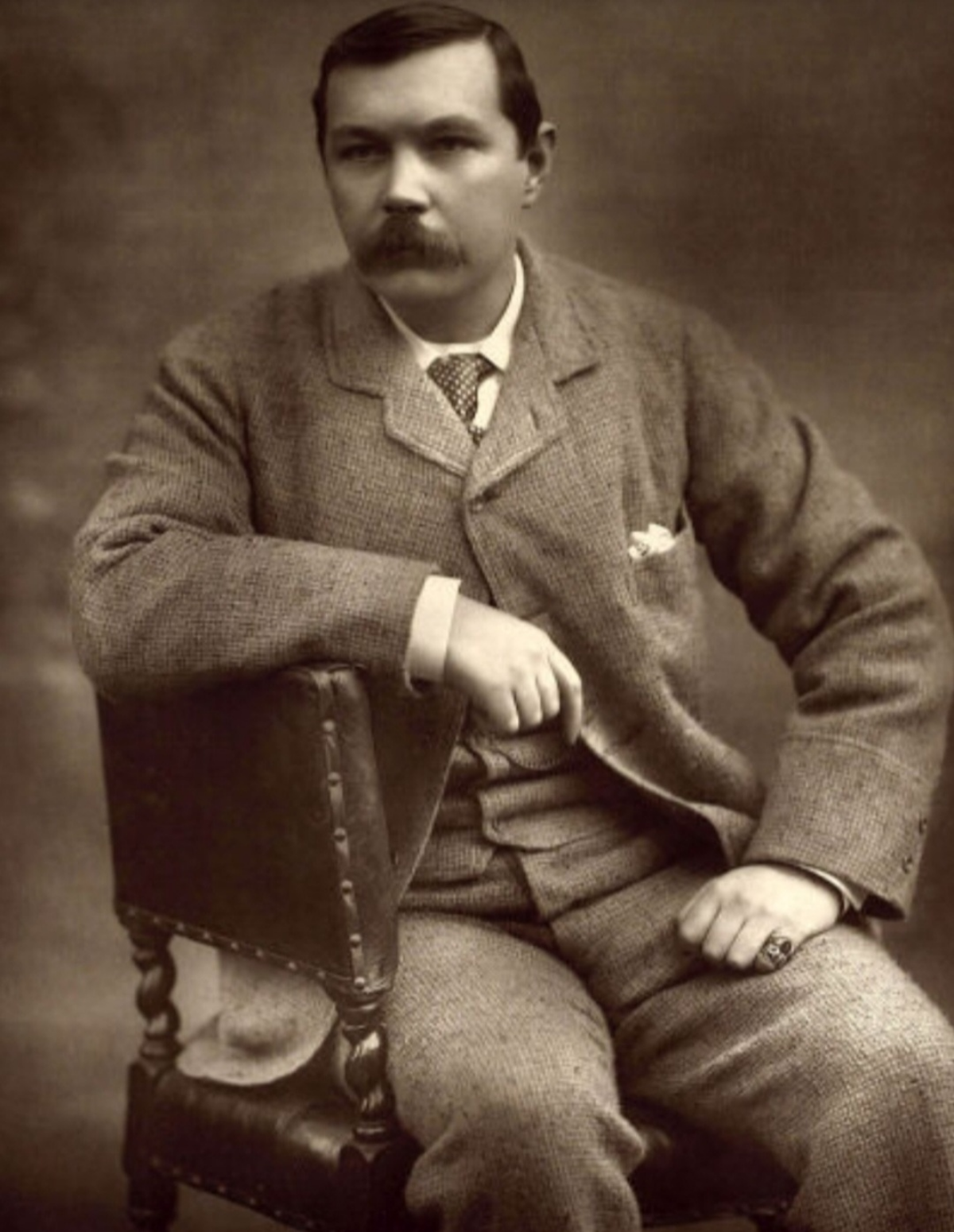 Интересны ли книги Конан Дойля современному читателю? | Сетка — социальная сеть от hh.ru