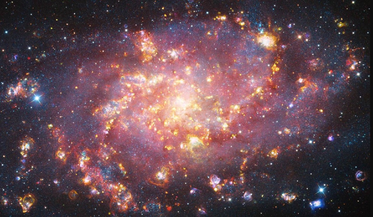 Лучшие астрофотографии 2025 по версии Королевской обсерватории Гринвича
В 2025 году на конкурсе ZWO Astronomy Photographer of the Year главный приз получил снимок центра галактики Андромеды, сделанный... | Сетка — социальная сеть от hh.ru