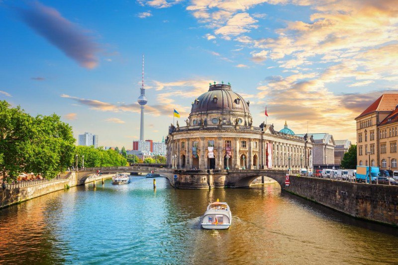 Discover Berlin
https://procreator.top/2025/09/14/discover-berlin/ | Сетка — социальная сеть от hh.ru
