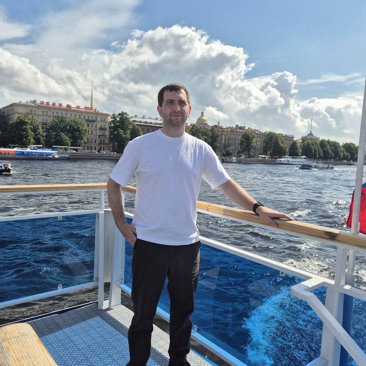 Руслан Булатов