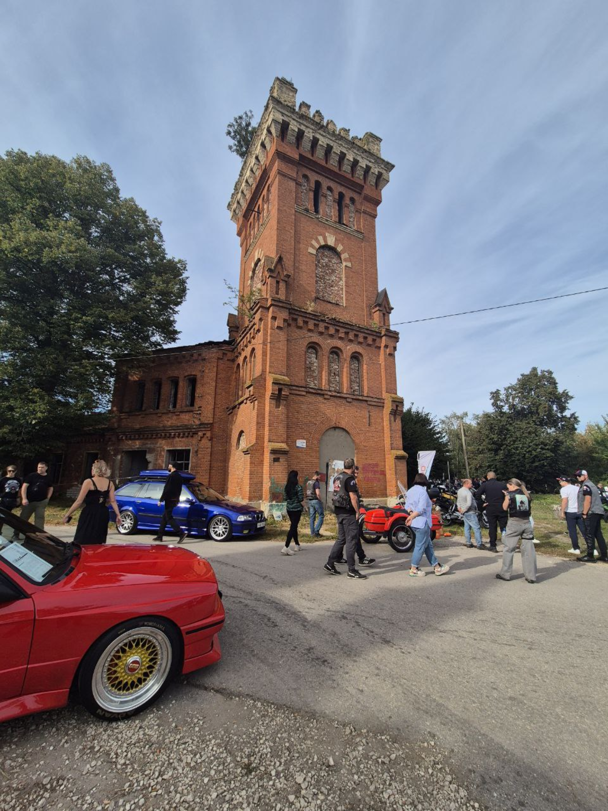 Ещё один умирающий объект культурного наследия. | Сетка — социальная сеть от hh.ru